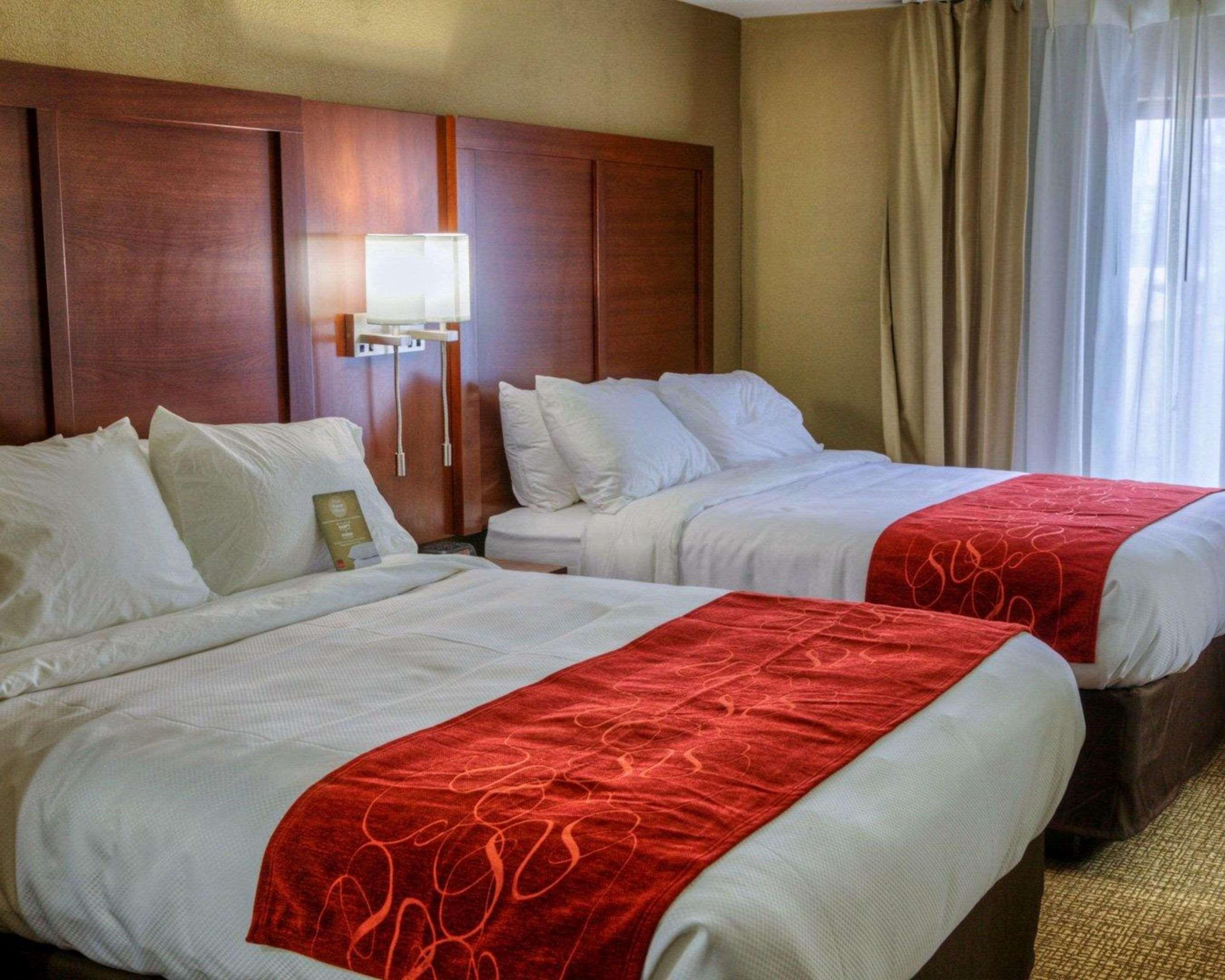 Comfort Suites Plymouth Near Us-30 Buitenkant foto