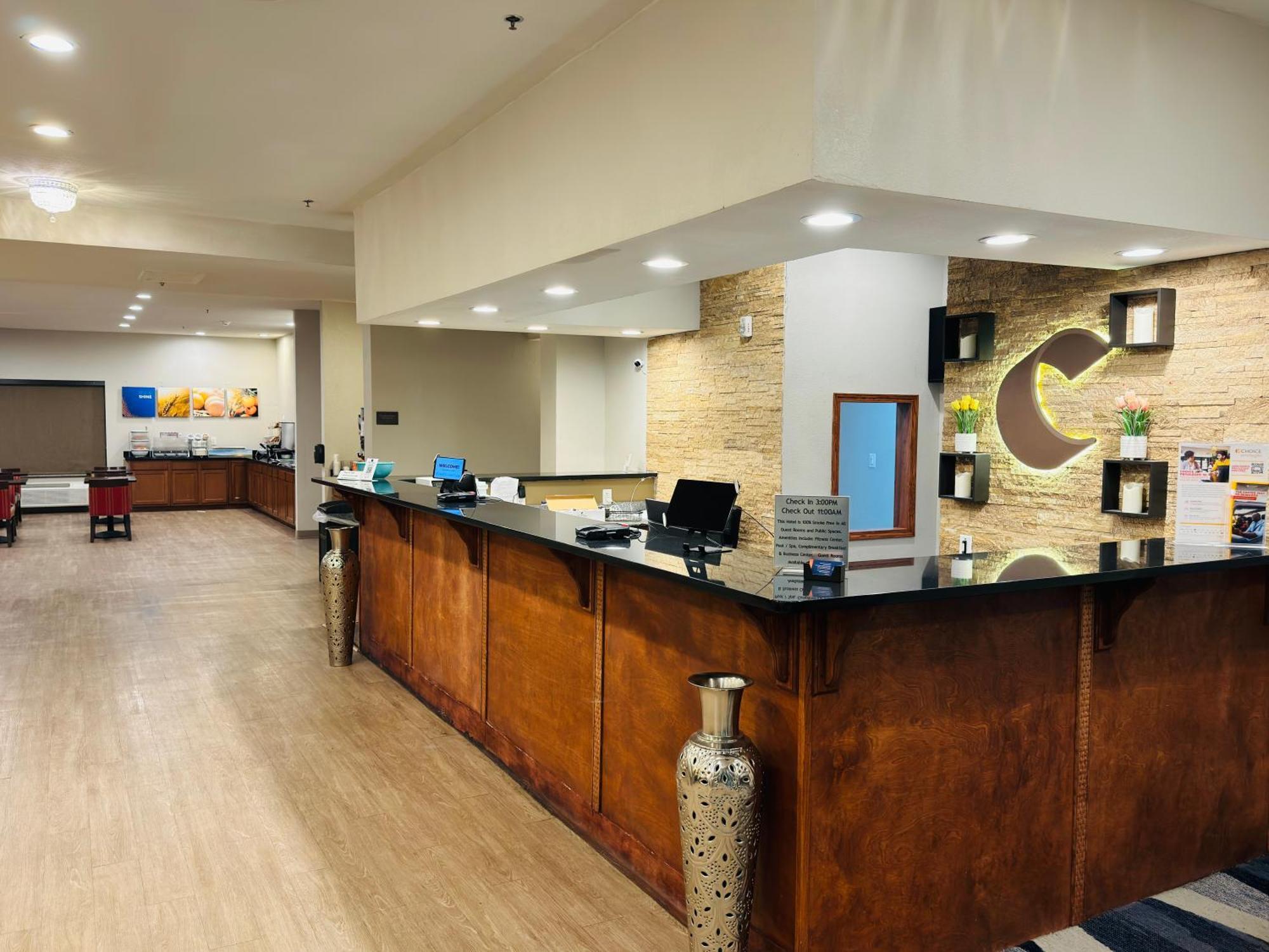 Comfort Suites Plymouth Near Us-30 Buitenkant foto